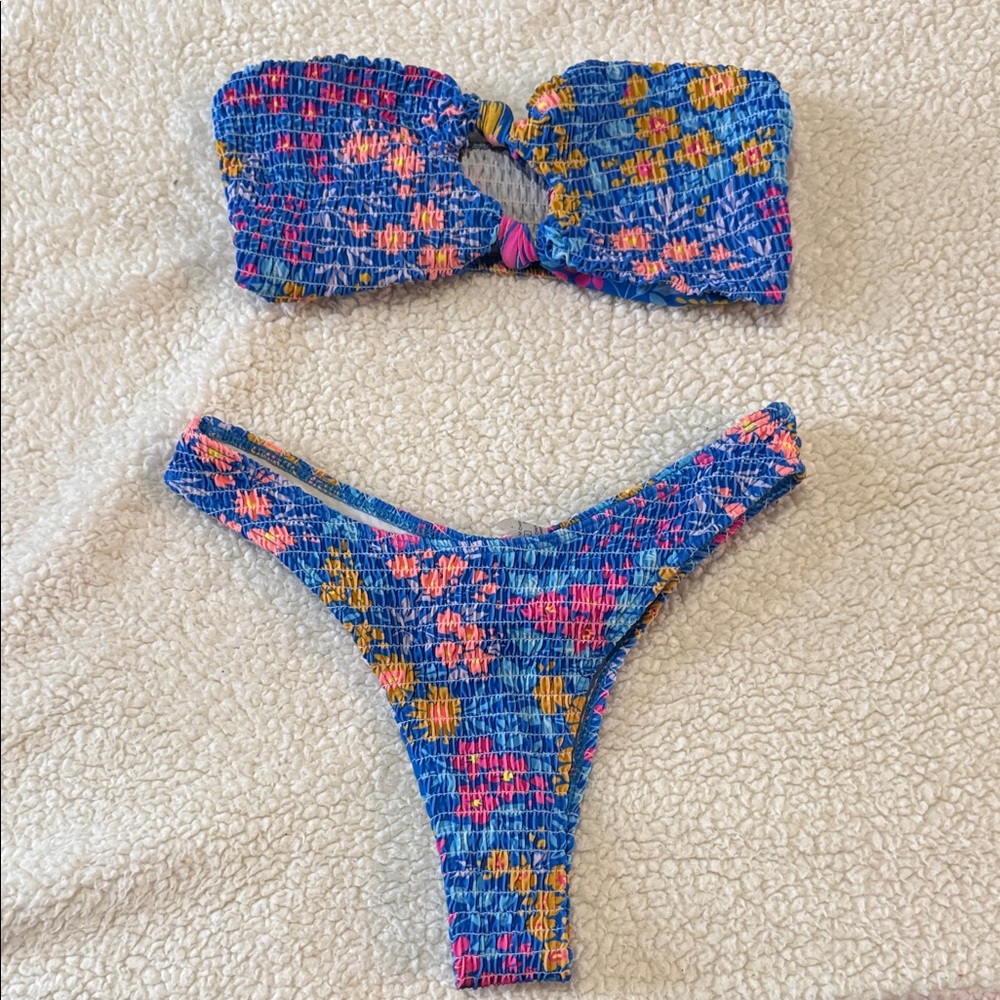 SHEIN Blue Multicolor Bikini Set